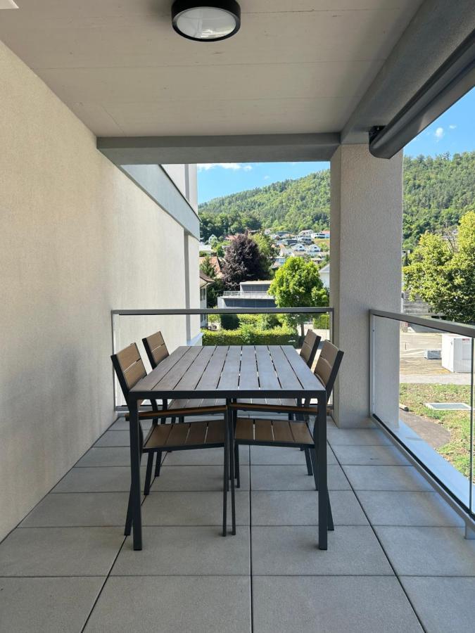 The R Apartment Passwang, Klima, Neu, Balkon, Parking Balsthal Bagian luar foto